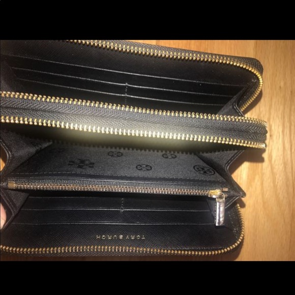Tory Burch Wallet - Picture 3 of 6